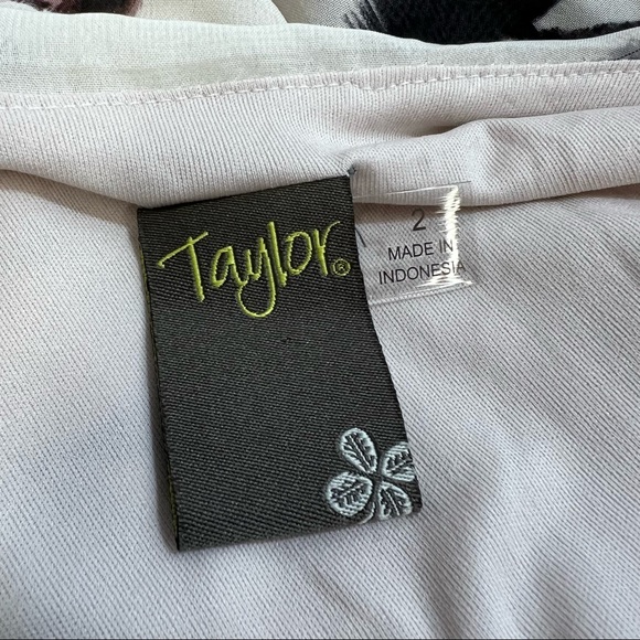 Taylor Sand True Blush V Neck Ruffle Hem Midi Dress Gathered Waist SZ 2 - Picture 8 of 13